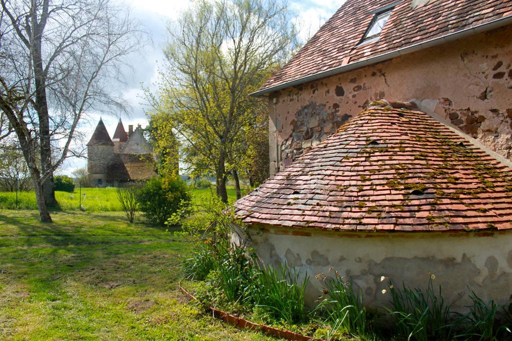 La Grande Maison De Pont Lung Ygrande Exterior photo